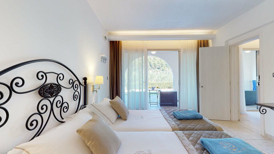 acrotel athena pallas - family suite spavaća soba